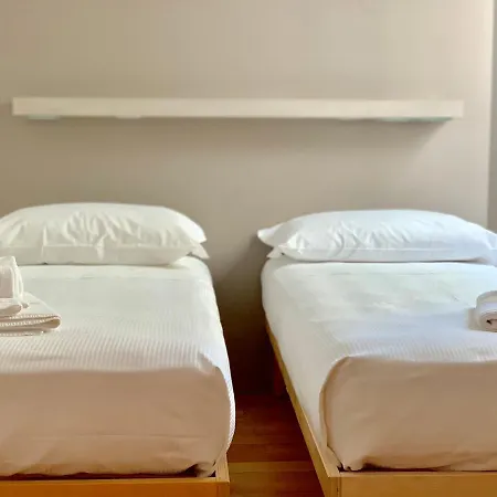 Searooms - Stanze A Mare Guest house
